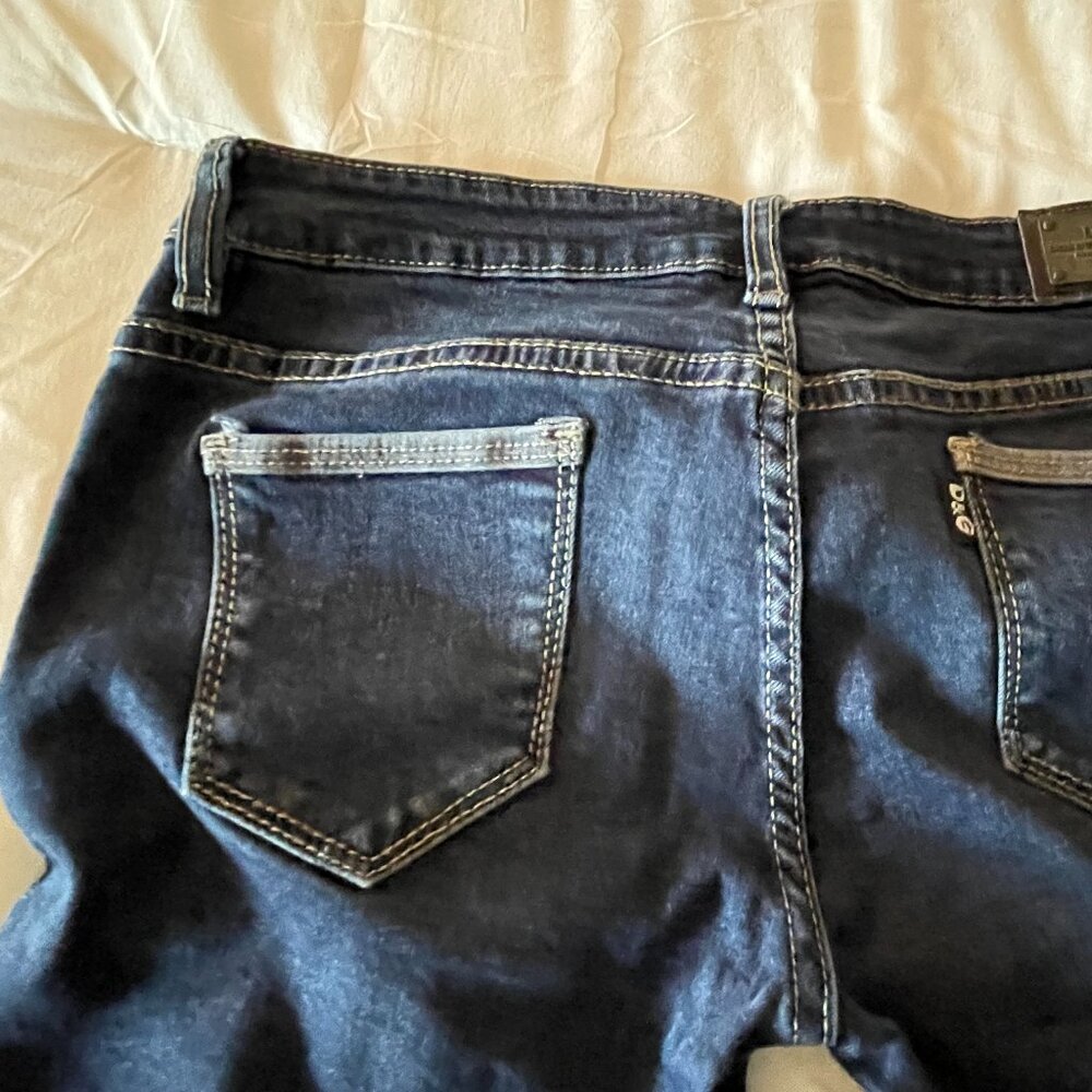 Authentic Dolce and Gabbana (D&G) size 29 dark washed blue jeans - Picture 2 of 5